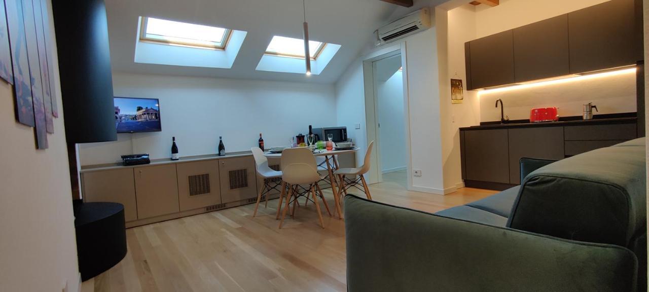 Nxt Station Deluxe Apartment แบร์กาโม ภายนอก รูปภาพ